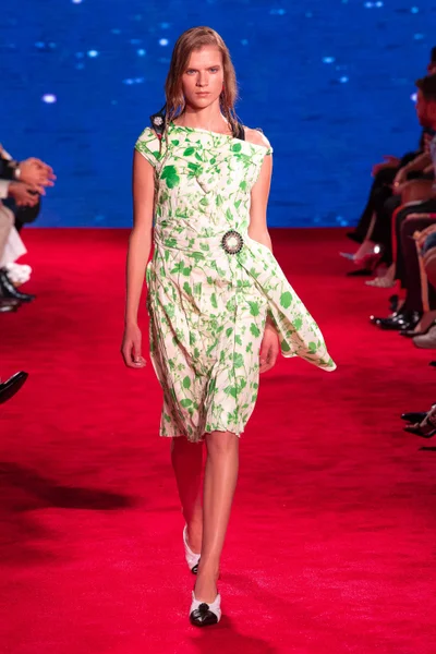Look 29